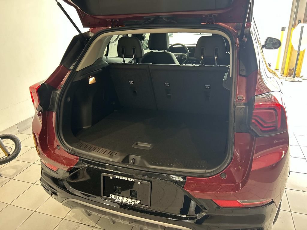 Used 2024 Buick Encore GX Sport Touring FWD image 15