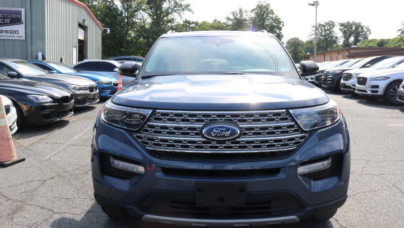 Used 2021 Ford Explorer Limited w/ Hybrid Equipment Group 310A AWD/4WD image 2