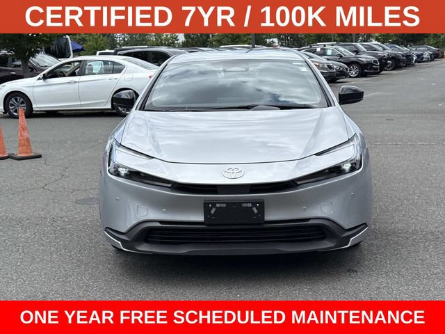 Used 2025 Toyota Prius LE FWD image 6