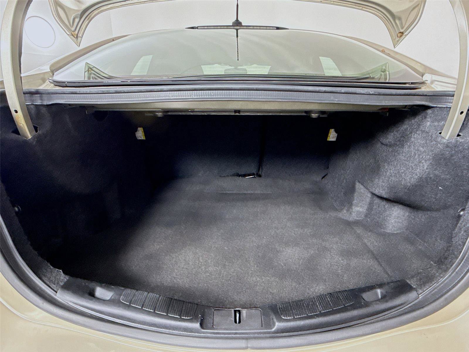 Used 2018 Ford Fusion SE w/ Equipment Group 201A image 22