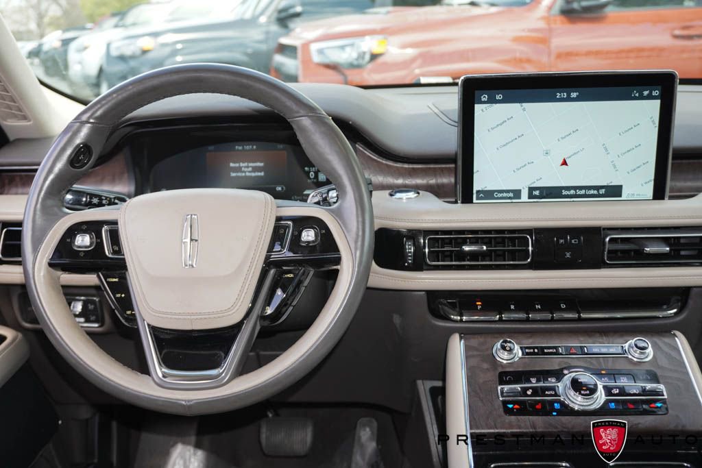 Used 2020 Lincoln Aviator Reserve w/ Elements Package Plus image 2