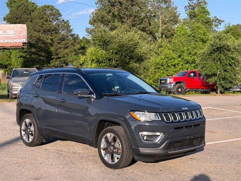 Used 2018 Jeep Compass Limited w/ Safe & Security Group AWD/4WD image 13