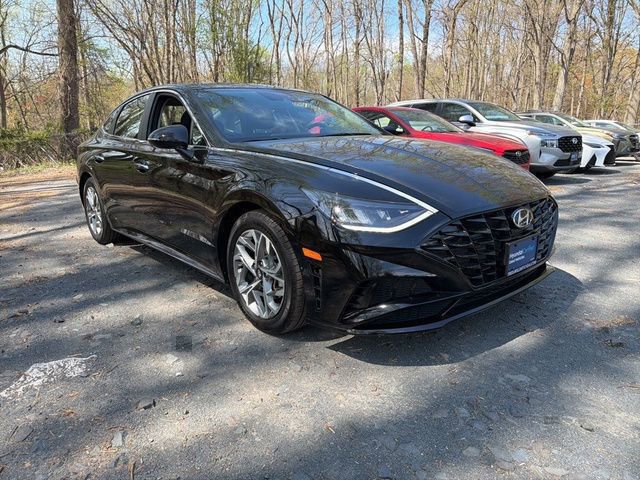 Certified 2023 Hyundai Sonata SEL w/ Convenience Package FWD image 2