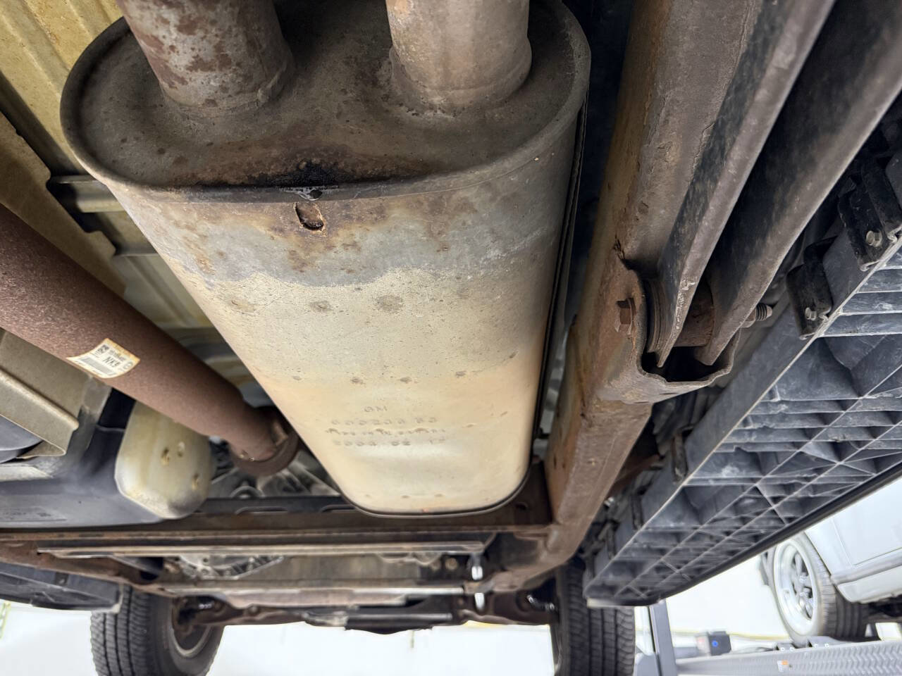 Used 2004 Cadillac Escalade AWD image 30