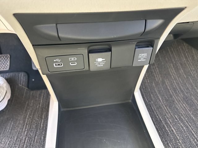Certified 2025 Honda Odyssey Touring image 31