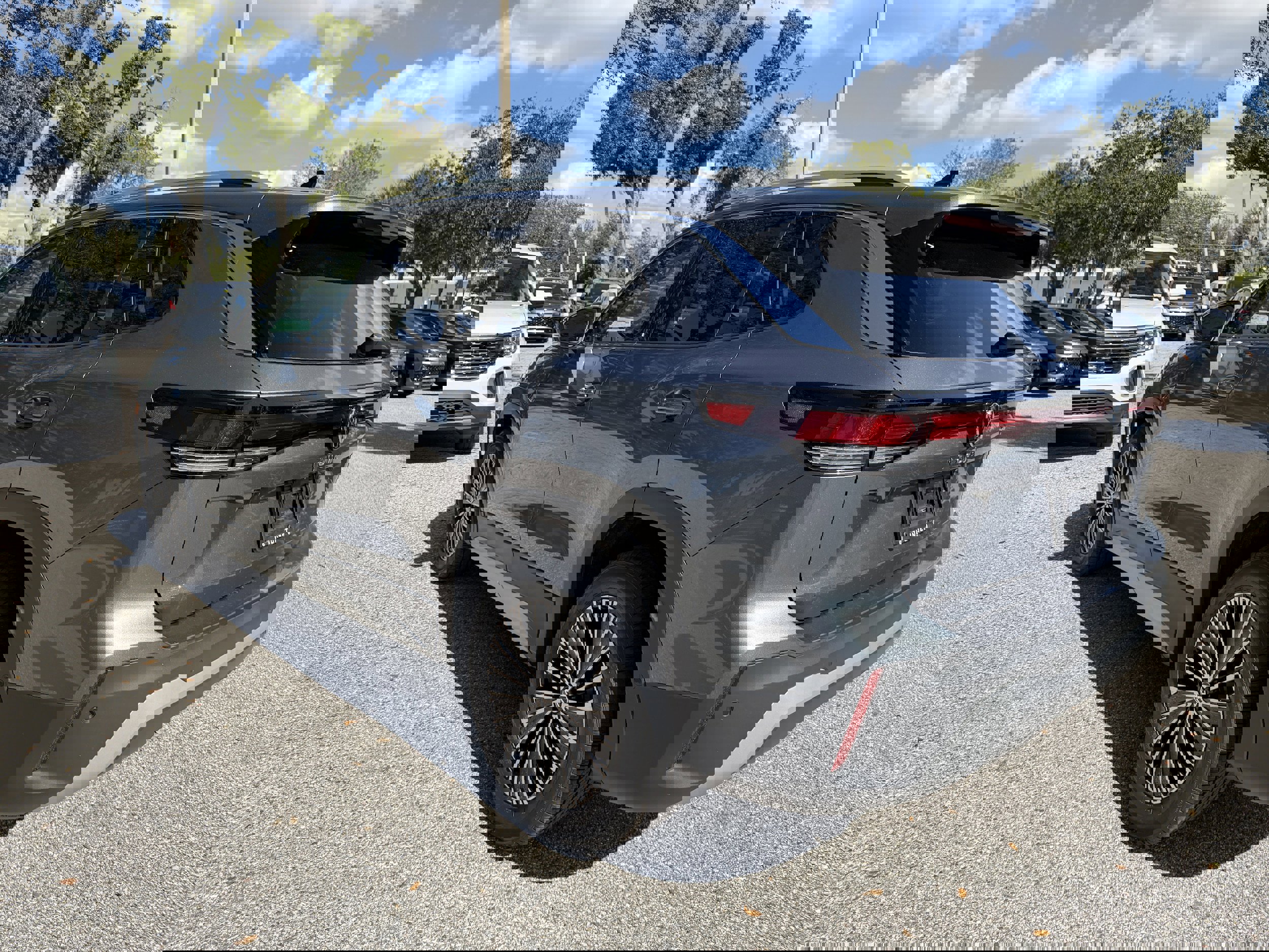 New 2026 Volkswagen Tiguan S image 5