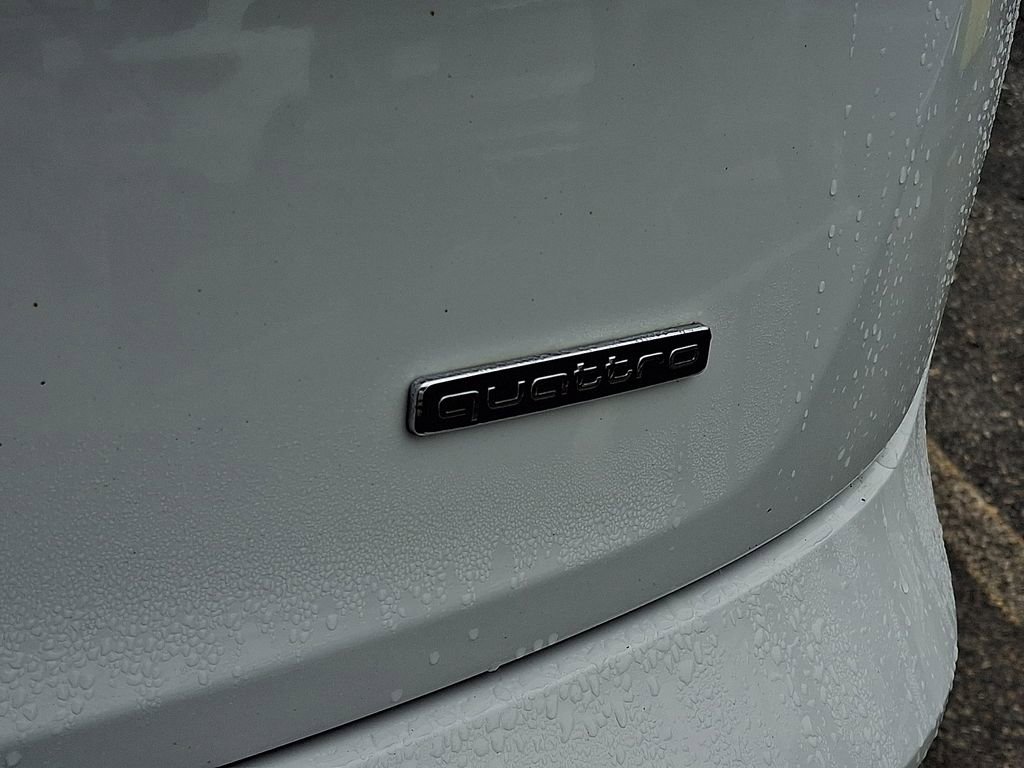 Used 2023 Audi Q5 2.0T Premium w/ Convenience Package image 31
