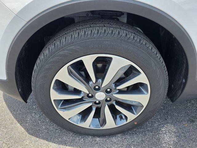 Certified 2021 Buick Encore Preferred w/ Safety Package AWD/4WD image 9