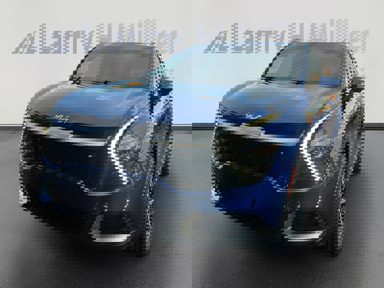 Used 2023 Kia Sportage EX image 1