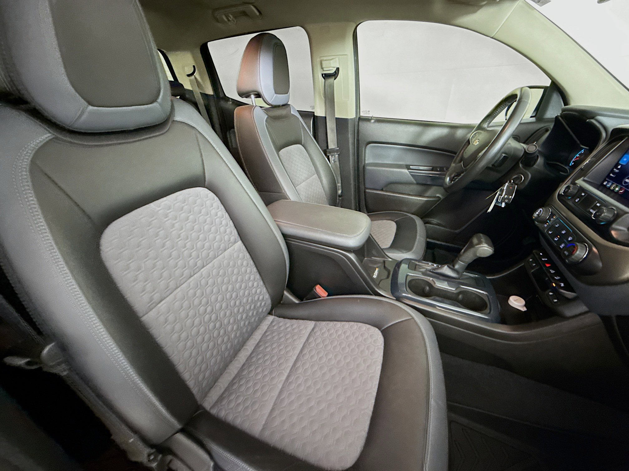 Used 2019 Chevrolet Colorado Z71 image 33