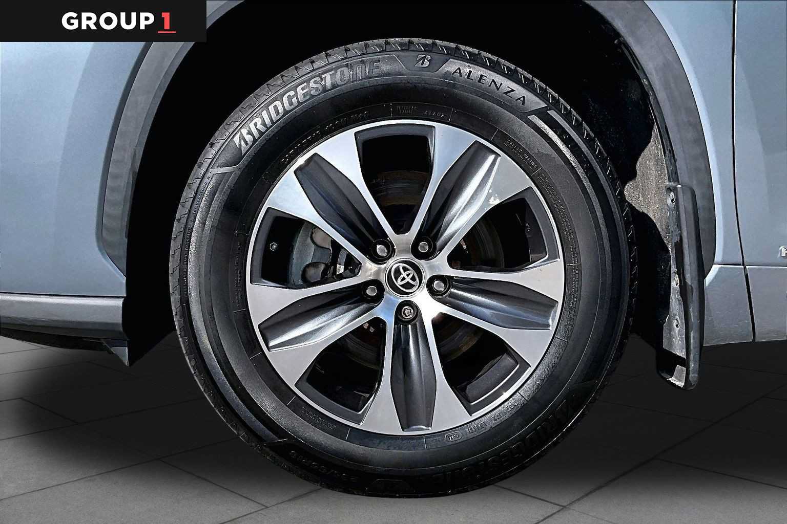 Certified 2020 Toyota Highlander XLE AWD/4WD image 11