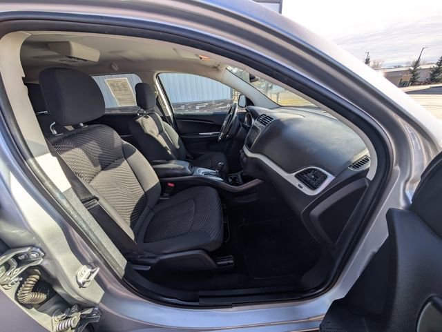 Used 2015 Dodge Journey SE image 35