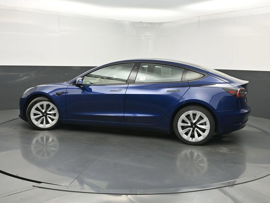 Used 2023 Tesla Model 3 Standard Range image 40