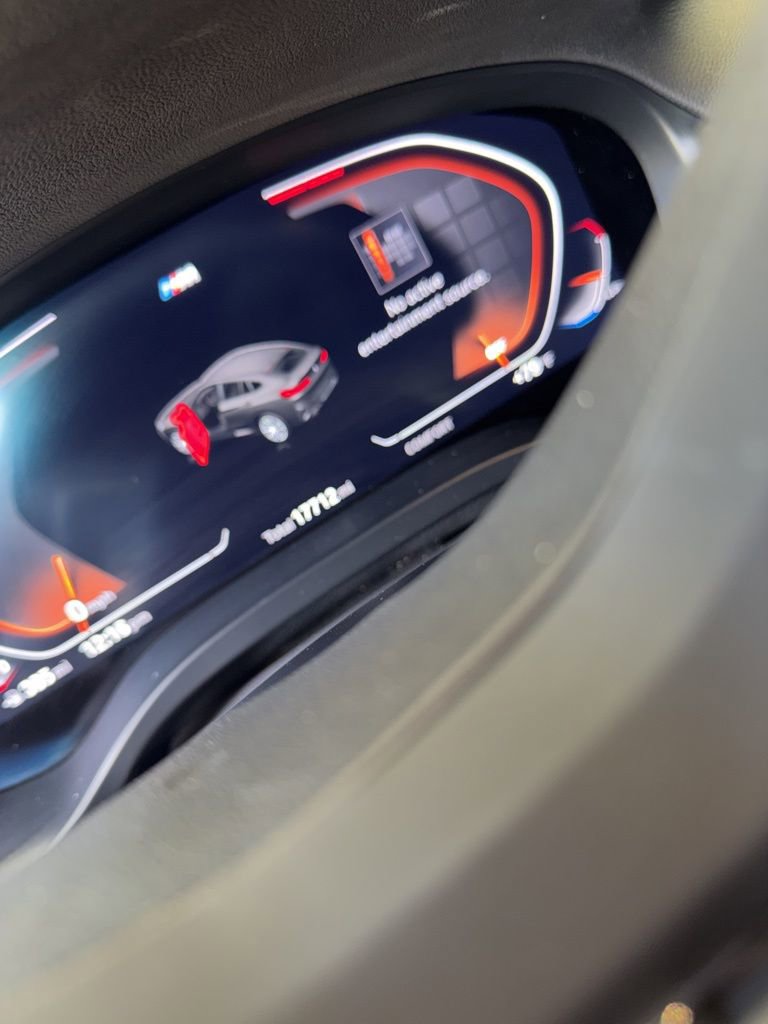 Used 2022 BMW X4 xDrive30i w/ M Sport Package 2 image 11