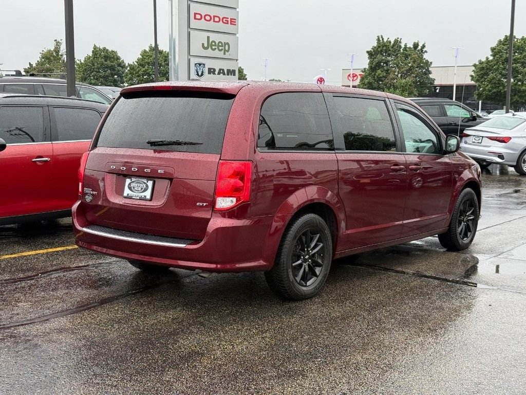 Used 2020 Dodge Grand Caravan GT FWD image 3