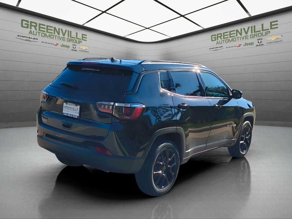 New 2026 Jeep Compass Latitude image 9