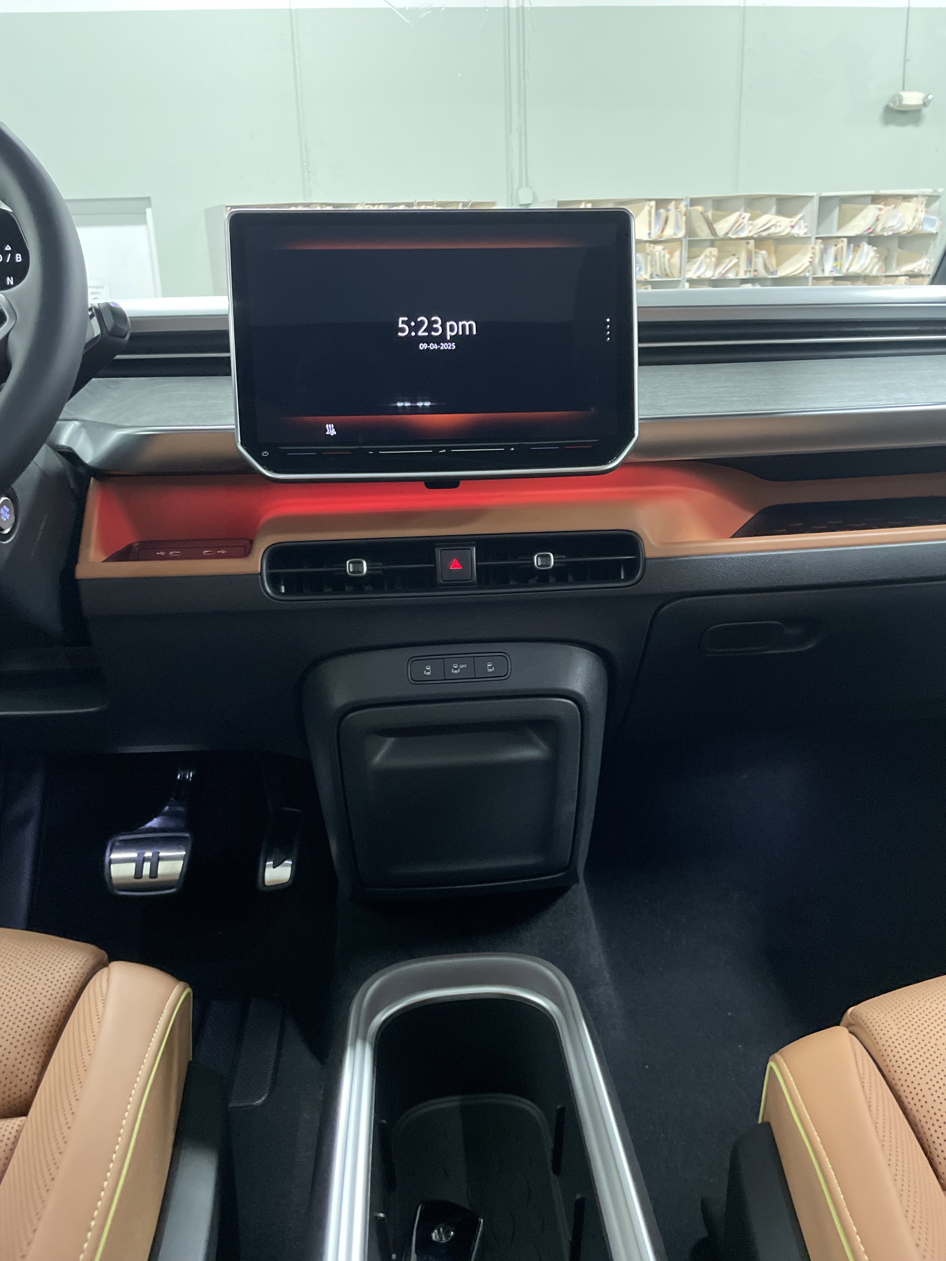 New 2025 Volkswagen ID. Buzz Pro S Plus image 15
