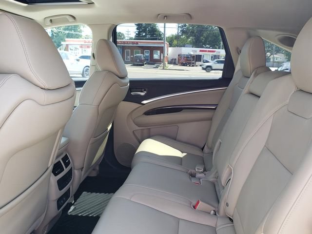 Used 2017 Acura MDX w/ Technology Package AWD/4WD image 14