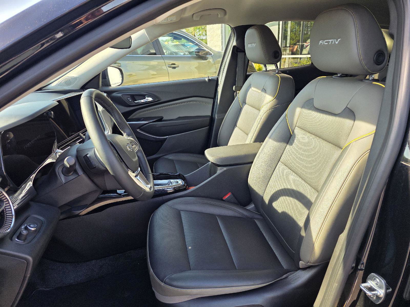 Used 2024 Chevrolet Trax ACTIV FWD image 9