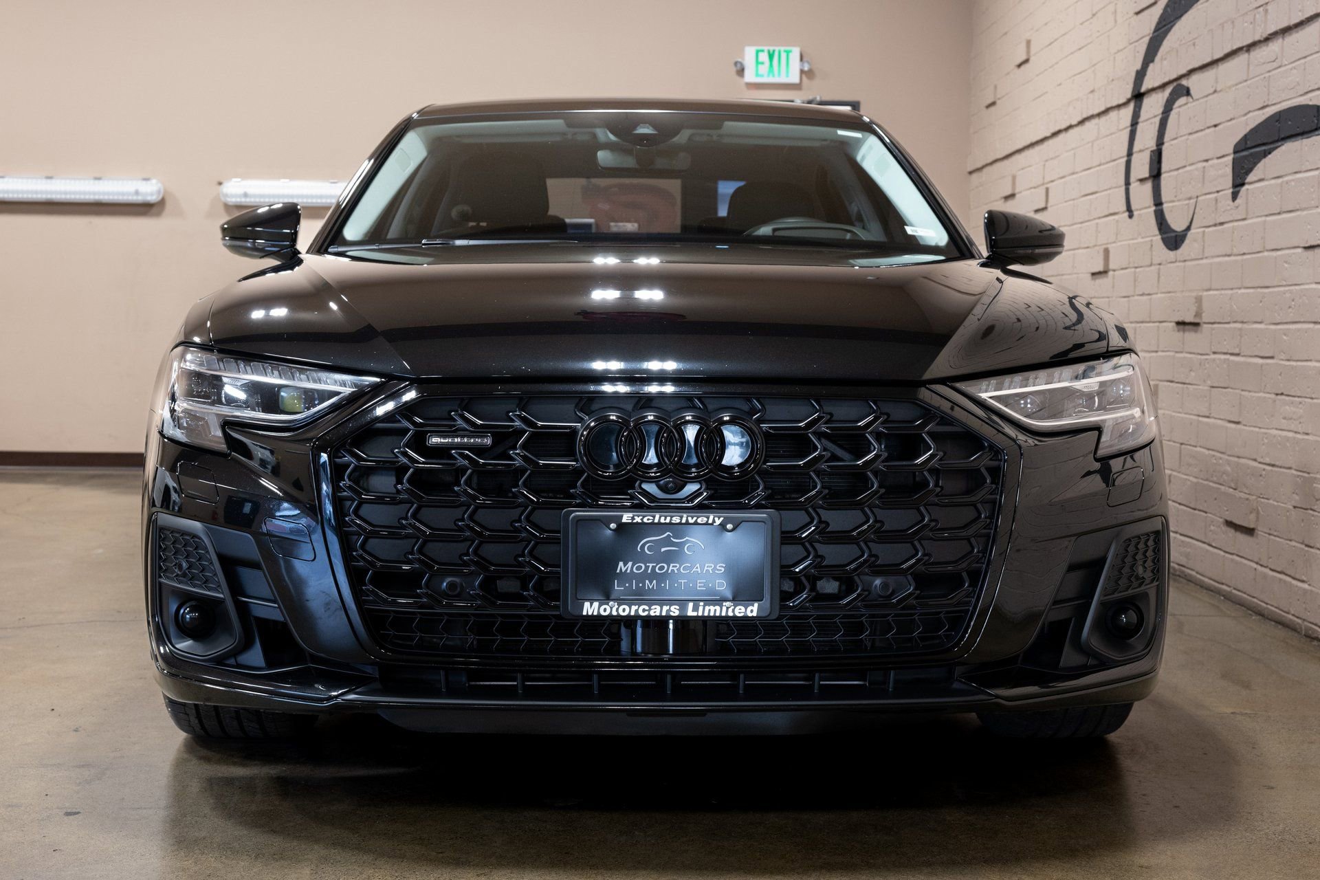 Used 2023 Audi A8 L 3.0T w/ Luxury Package image 12