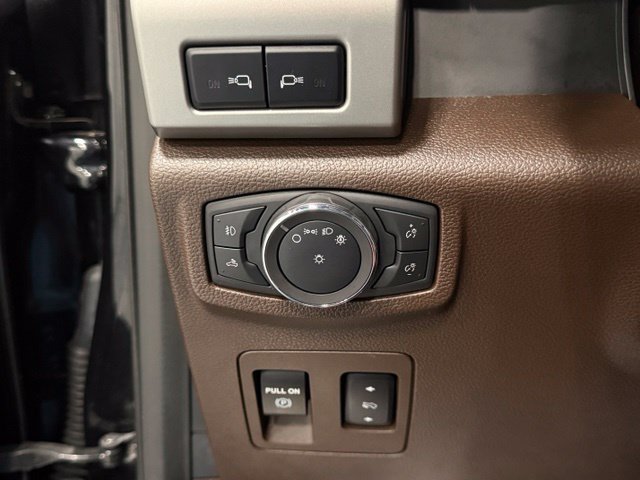 Used 2019 Ford F150 King Ranch w/ Equipment Group 601A Luxury AWD/4WD image 14