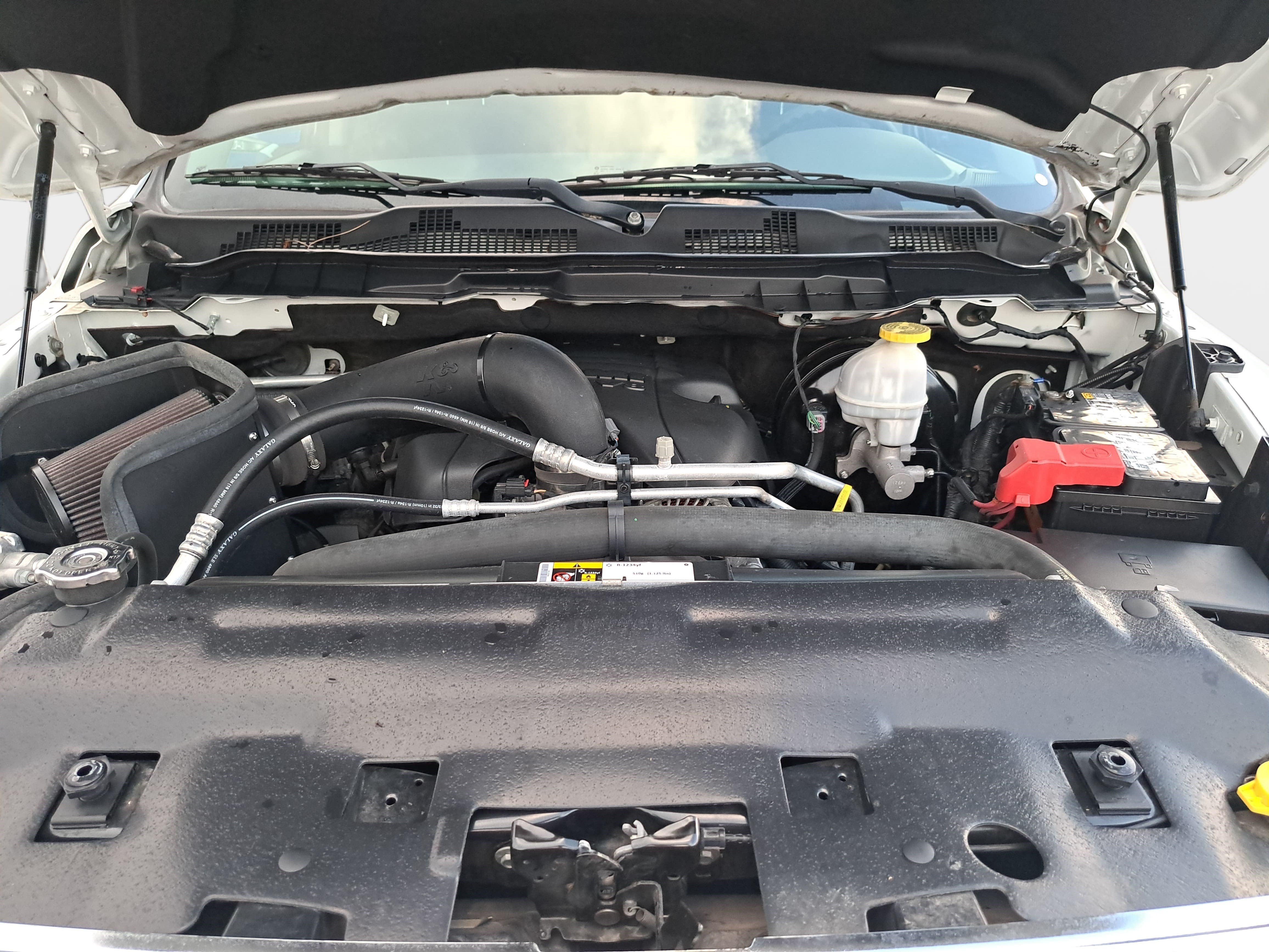 Used 2018 RAM 1500 Classic SLT AWD/4WD image 25