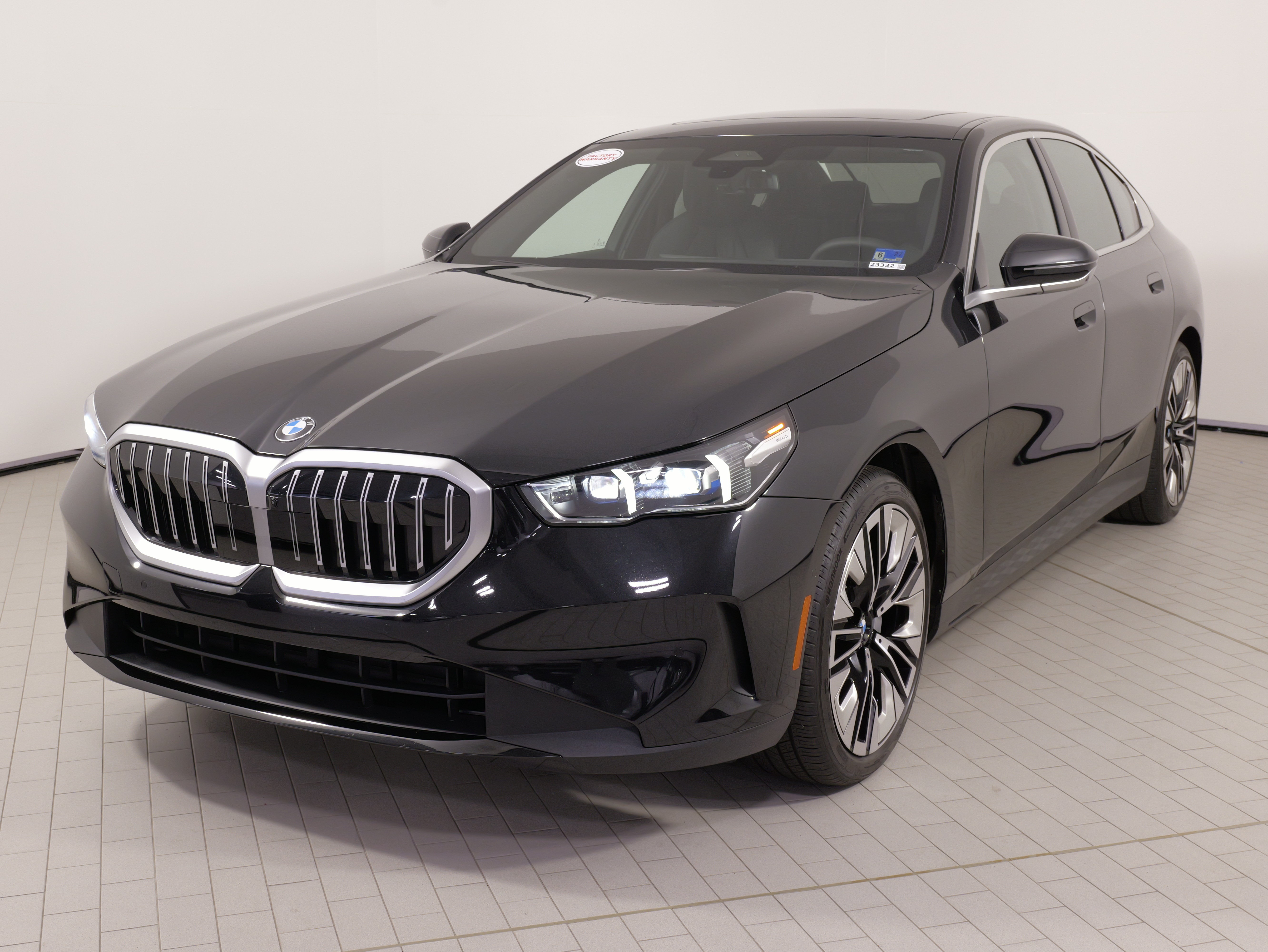 Used 2026 BMW 530i RWD image 4