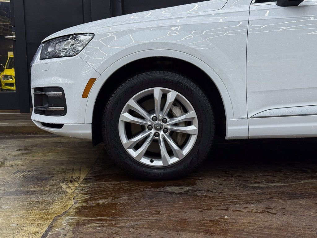 Used 2018 Audi Q7 3.0T Premium Plus w/ Premium Plus Package image 4