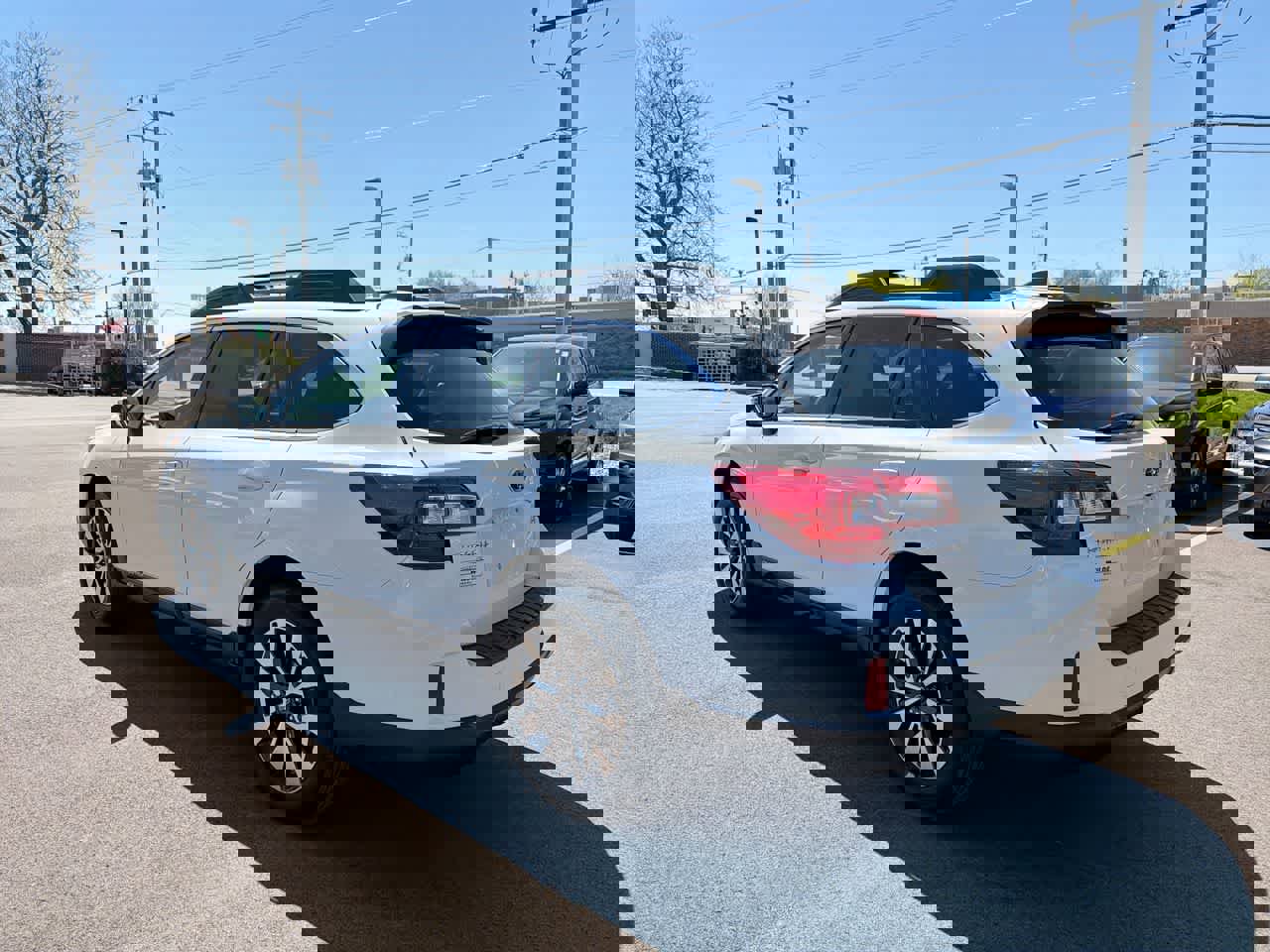 Used 2017 Subaru Outback 2.5i Limited AWD/4WD image 11