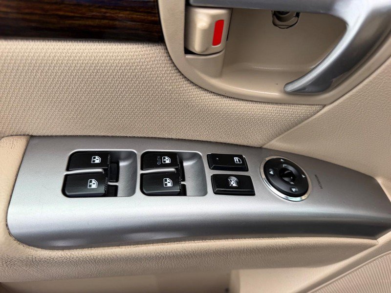 Used 2011 Hyundai Santa Fe GLS AWD/4WD image 17