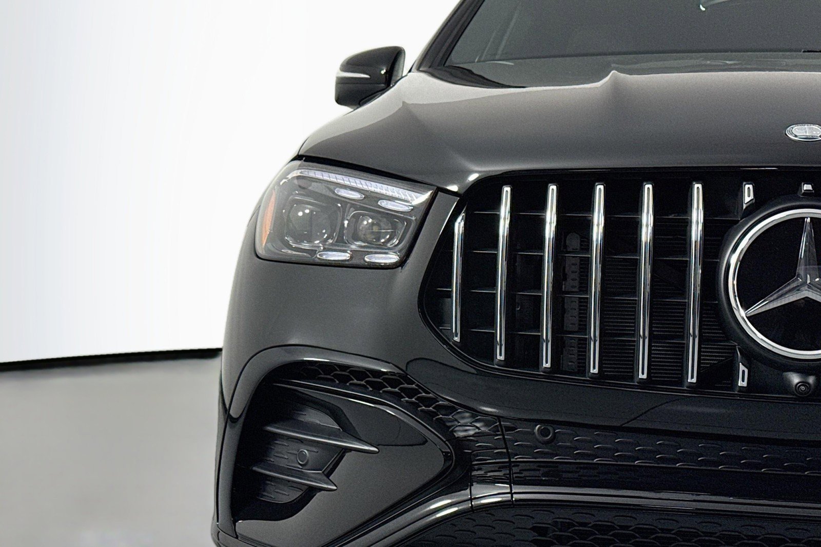 New 2026 Mercedes-Benz GLE 53 AMG 4MATIC Coupe image 13