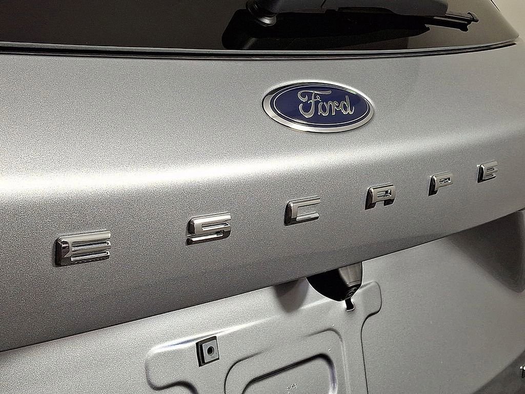 Used 2023 Ford Escape Active AWD/4WD image 29