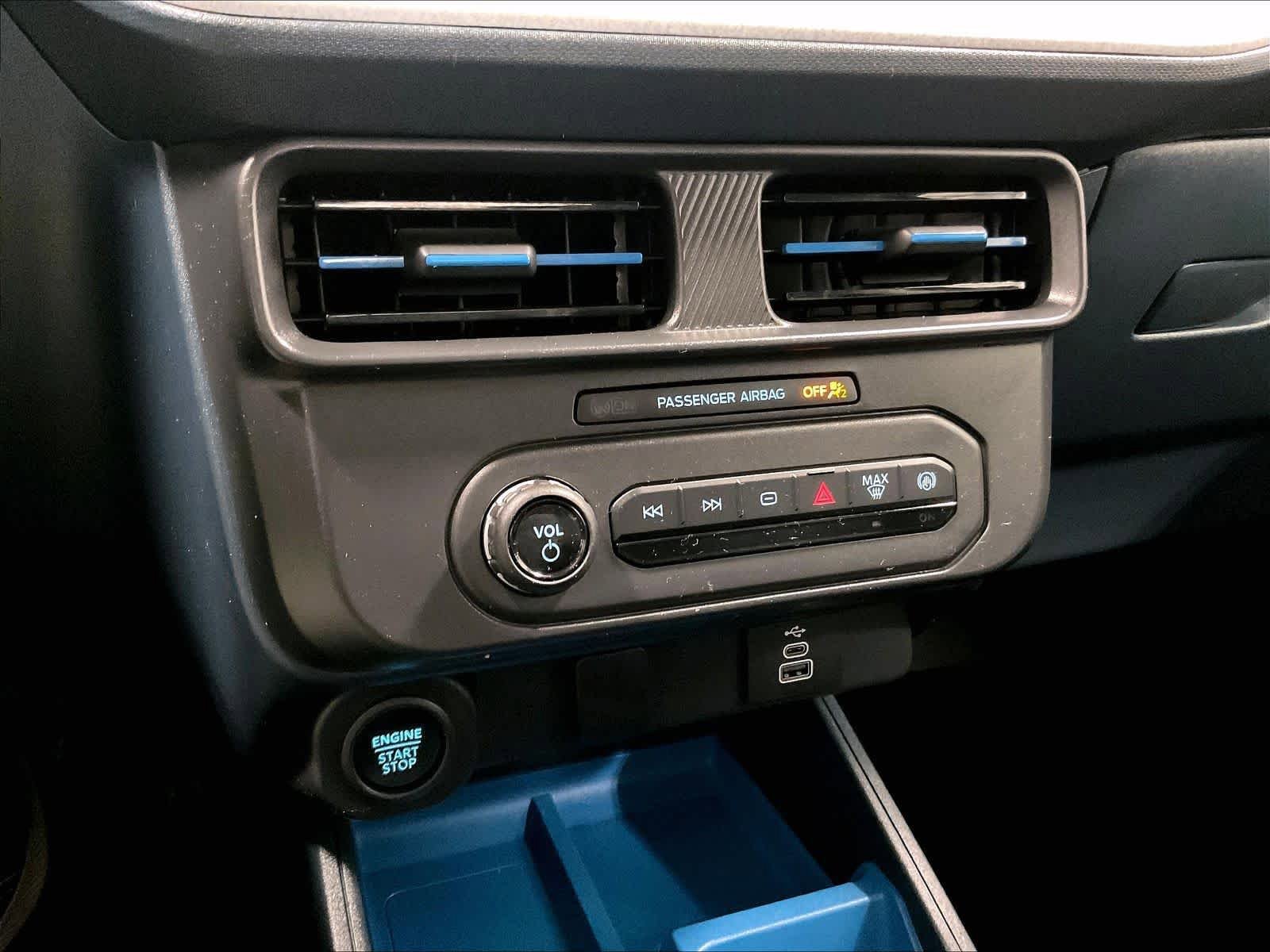 Used 2025 Ford Maverick XLT w/ XLT Luxury Package FWD image 26