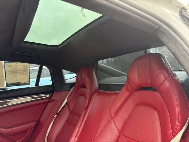 Used 2017 Porsche Panamera Turbo image 31