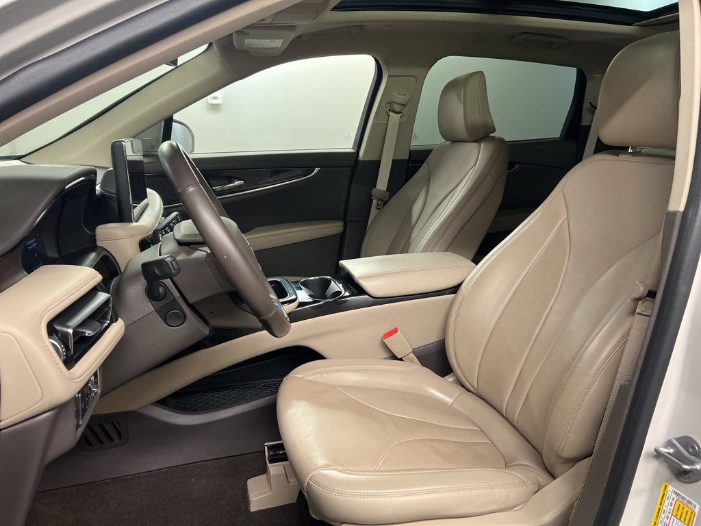 Certified 2022 Lincoln Nautilus Reserve image 25