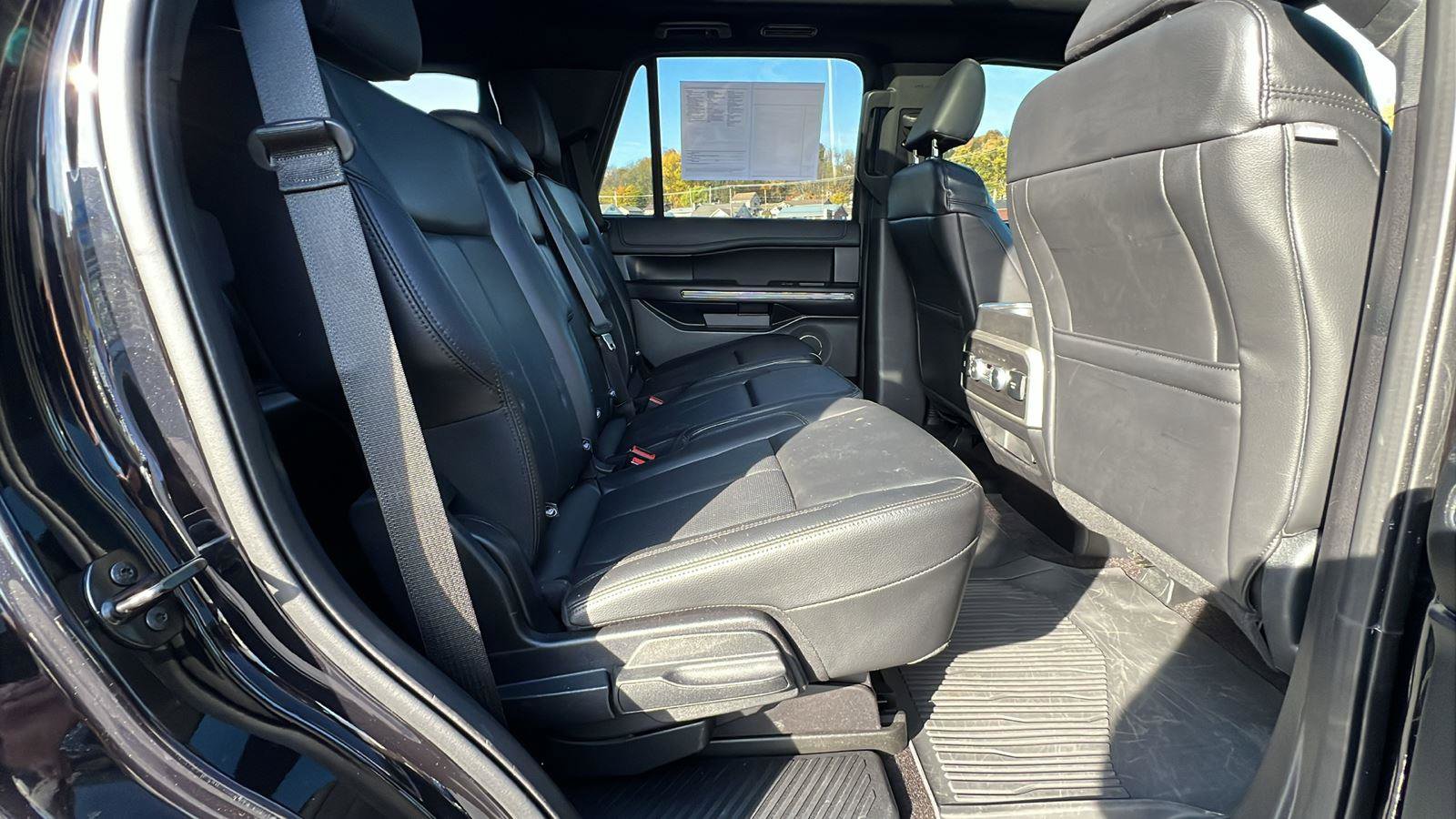 Used 2021 Ford Expedition XLT image 15