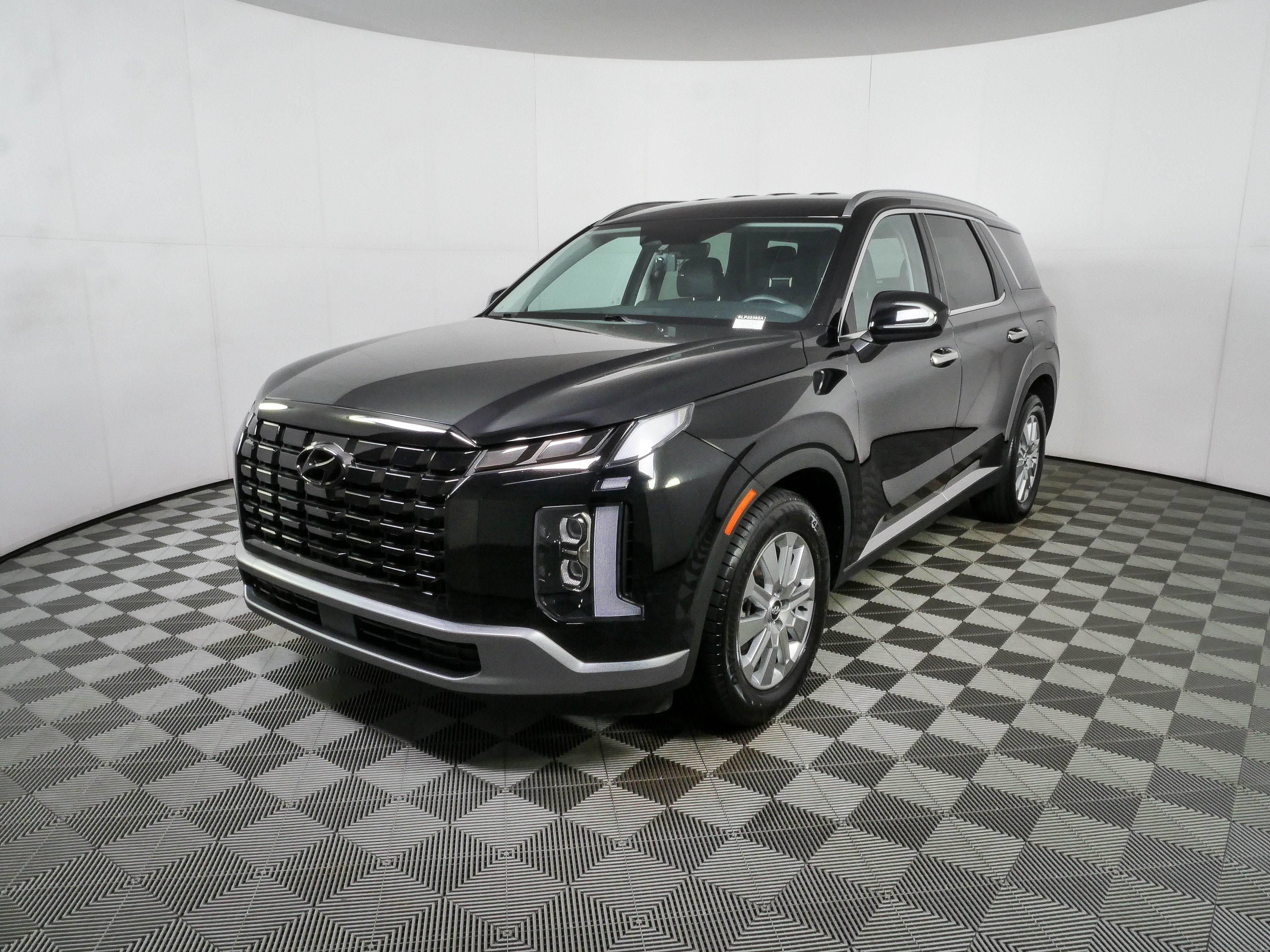 Used 2024 Hyundai Palisade SEL FWD image 1