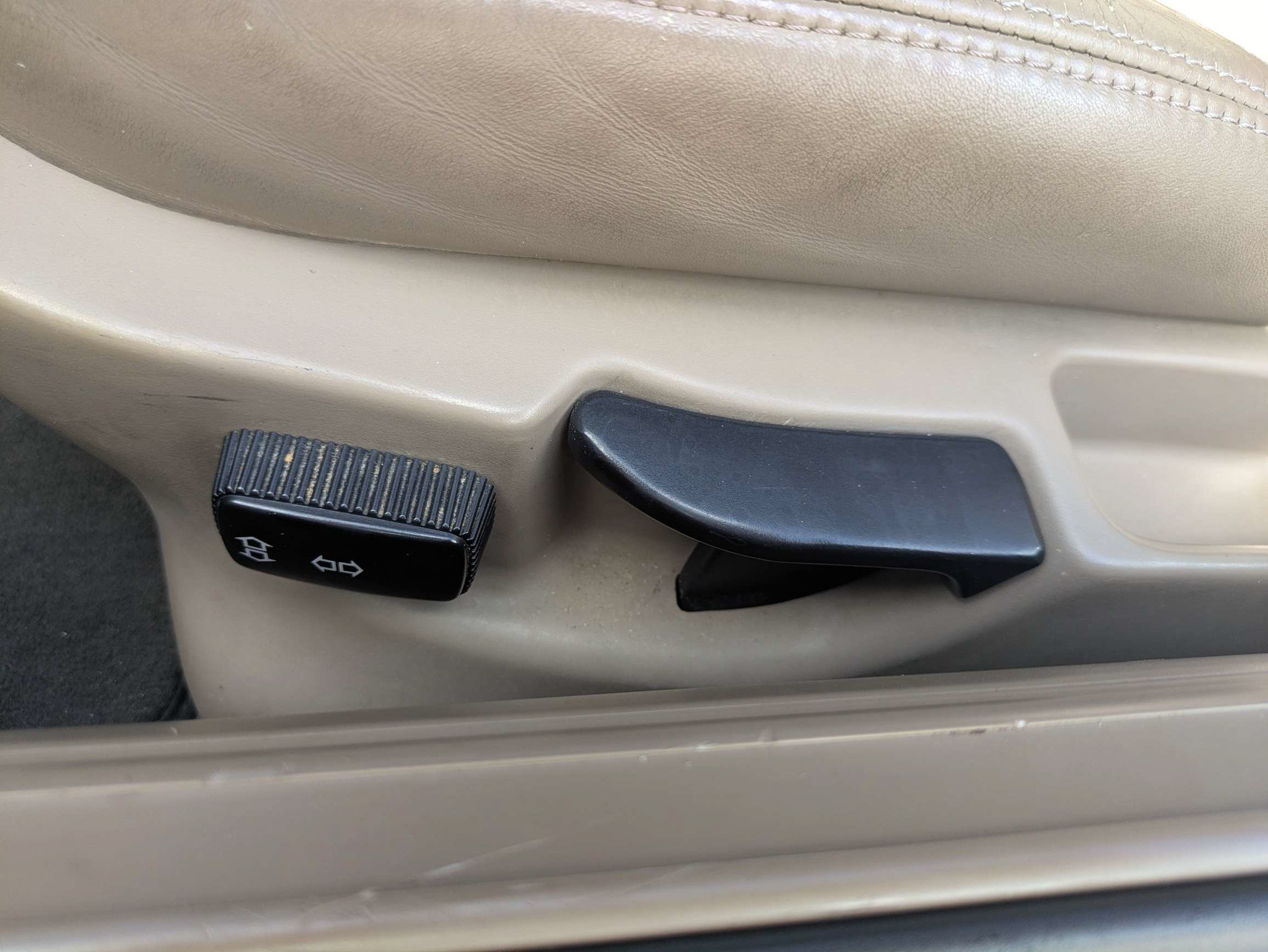 Used 1998 BMW Z3 1.9 RWD image 16