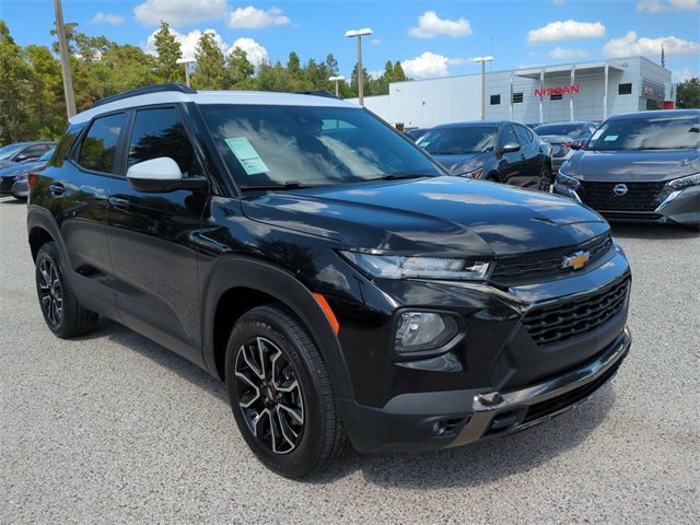 Used 2022 Chevrolet TrailBlazer ACTIV w/ Technology Package image 2