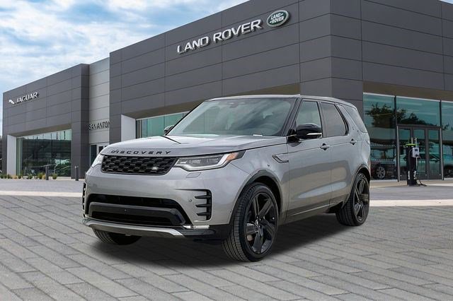 New 2025 Land Rover Discovery Dynamic SE