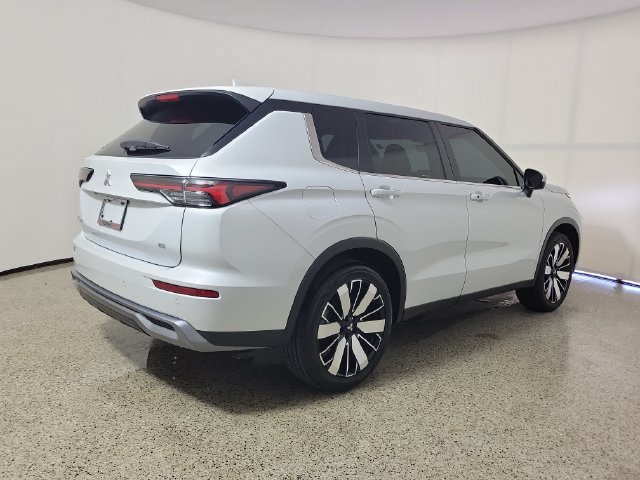 Used 2026 Mitsubishi Outlander SE FWD image 5