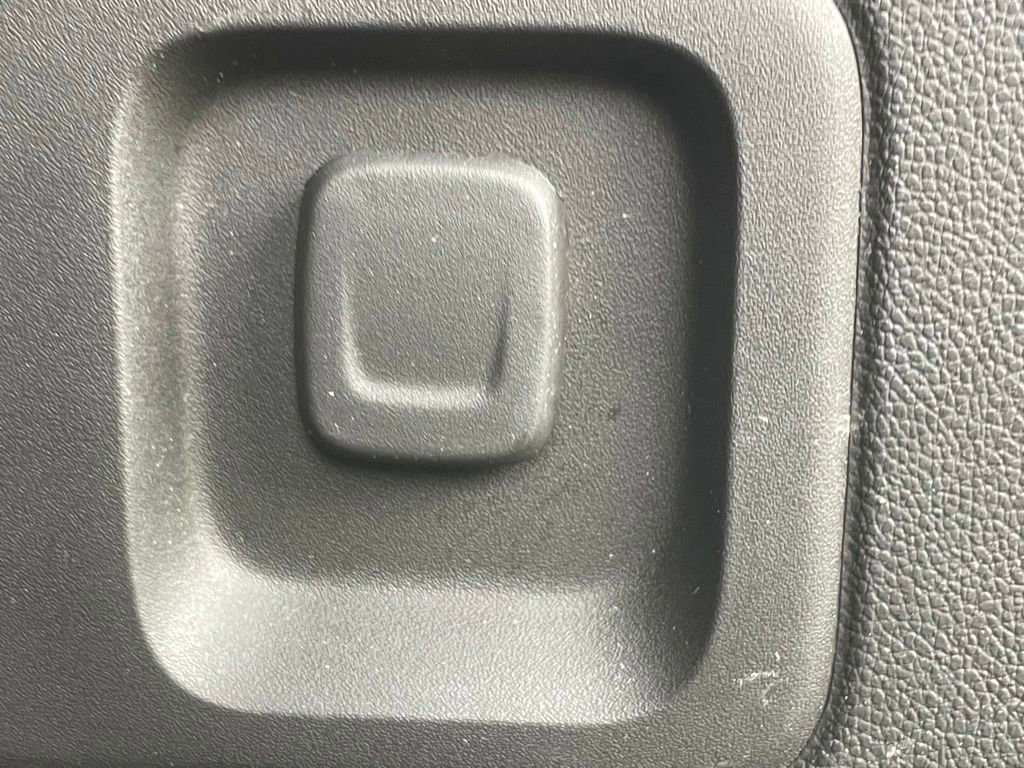 Certified 2023 Chevrolet Traverse LT AWD/4WD image 19
