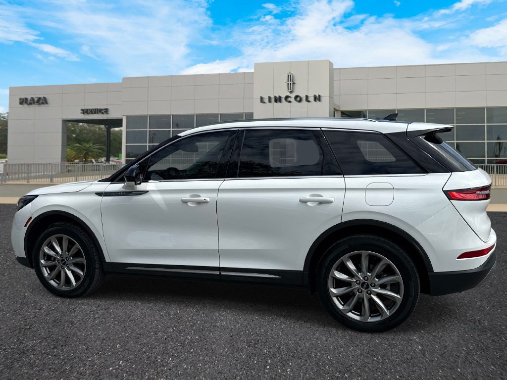 Used 2022 Lincoln Corsair AWD w/ Premium Package image 5
