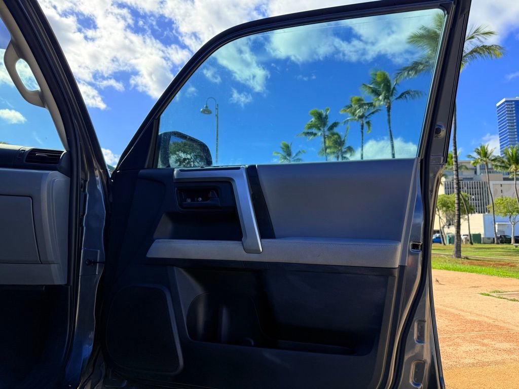 Used 2011 Toyota 4Runner SR5 image 14