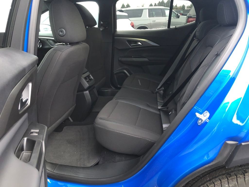 New 2026 Chevrolet Equinox EV LT image 21