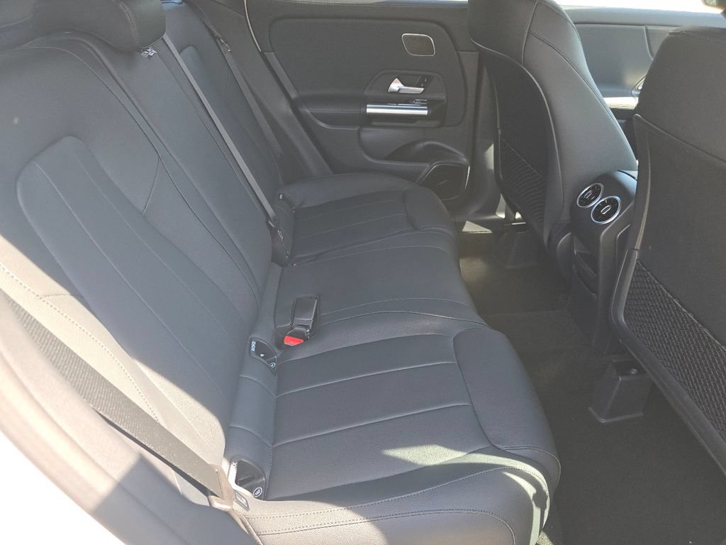 New 2026 Mercedes-Benz GLA 250 4MATIC image 18