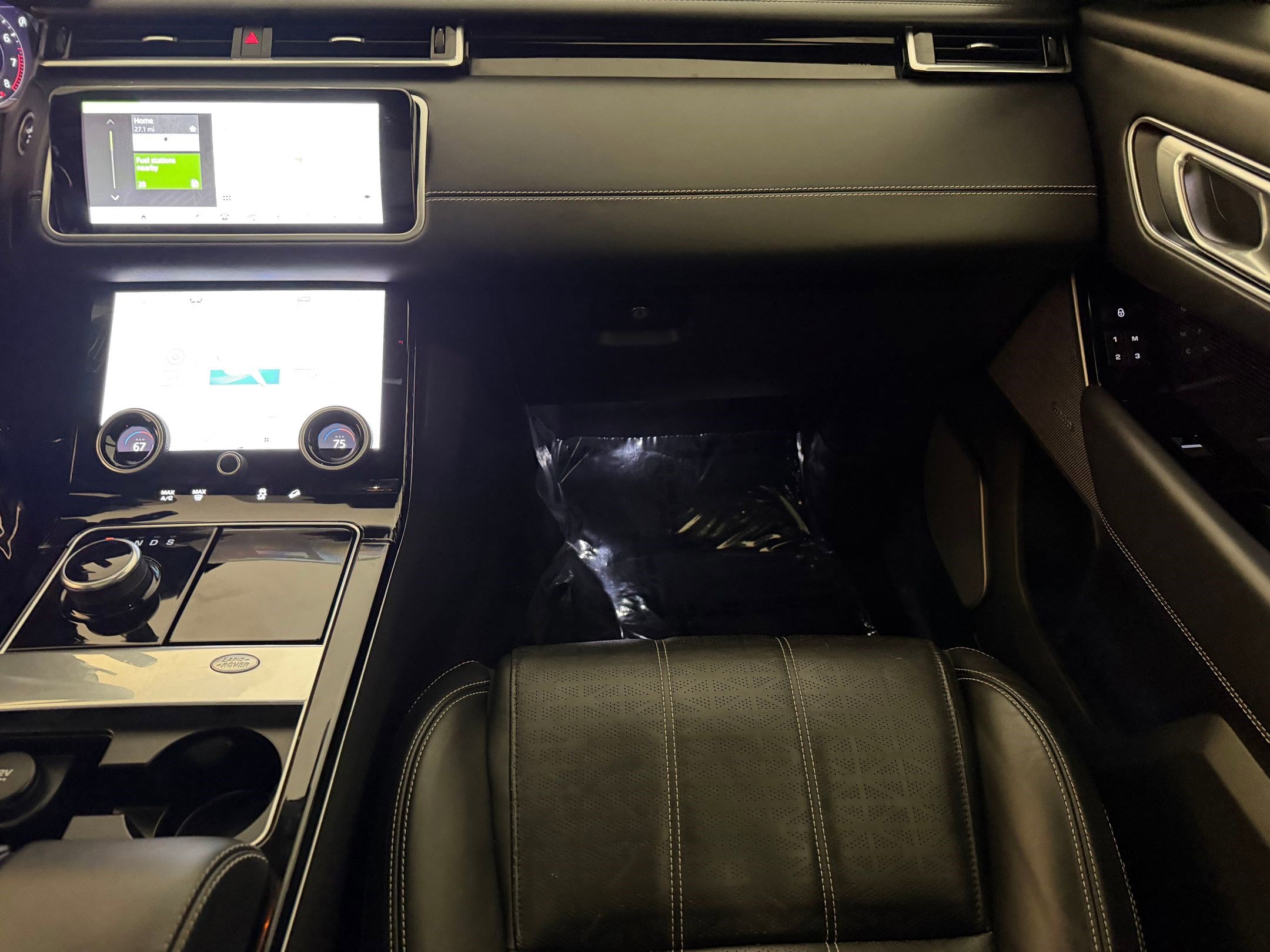 Used 2018 Land Rover Range Rover Velar R-Dynamic HSE AWD/4WD image 29