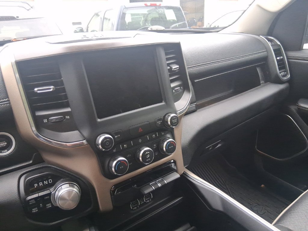 Used 2022 RAM 1500 Laramie AWD/4WD image 12
