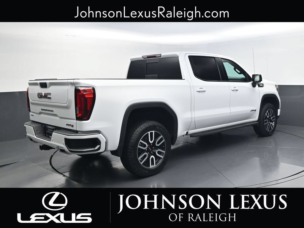 Used 2023 GMC Sierra 1500 AT4 w/ AT4 Premium Package AWD/4WD image 9