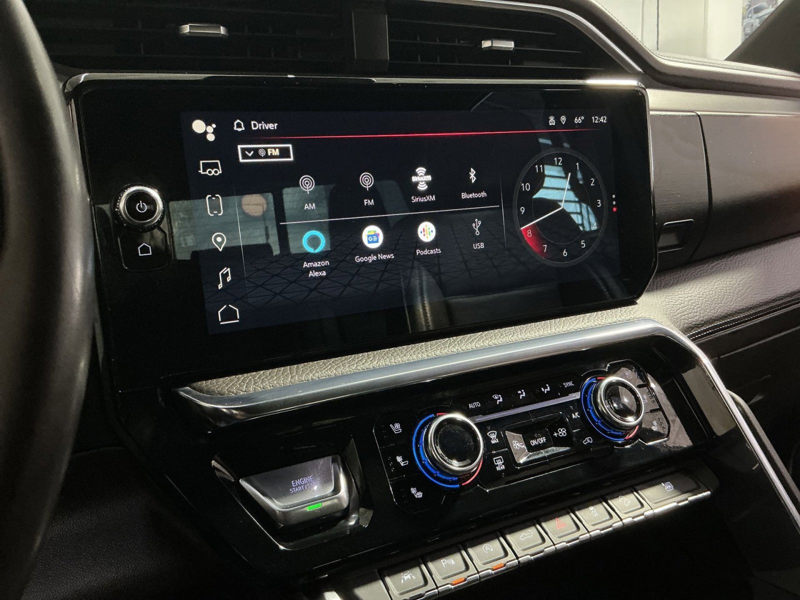 Used 2023 GMC Sierra 1500 Denali w/ Technology Package image 26